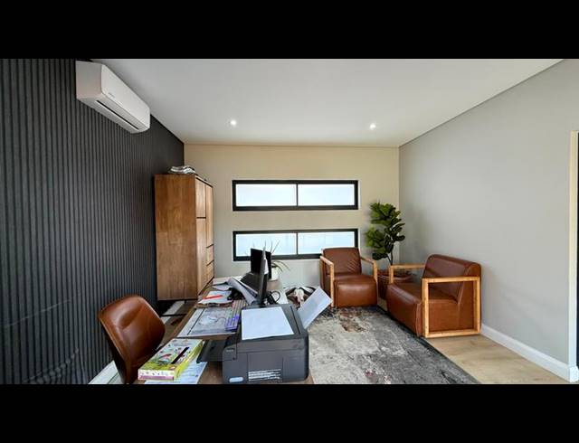5 BEDROOM HOUSE FOR SALE IN MIDSTREAM HEIGHTS
